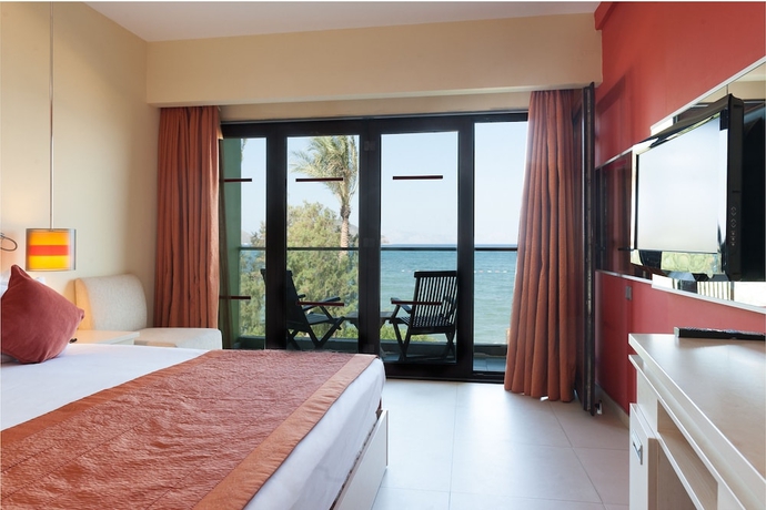 Imagen de la habitación del Hotel Arin Resort. Foto 11