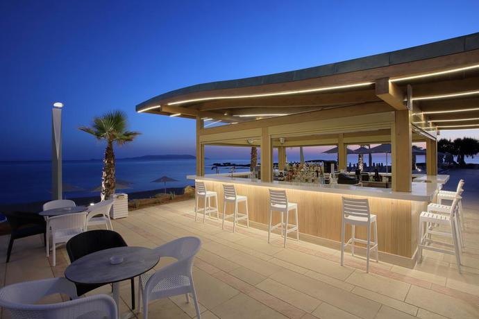 Imagen general del Hotel Arina Beach Resort. Foto 1