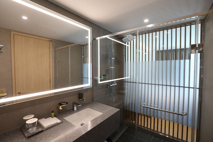 Imagen de la habitación del Hotel Arina. Foto 10