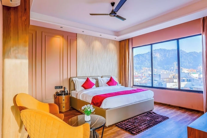 Imagen de la habitación del Hotel Arina Vedic Haveli 2 Min walk to Ganga. Foto 3
