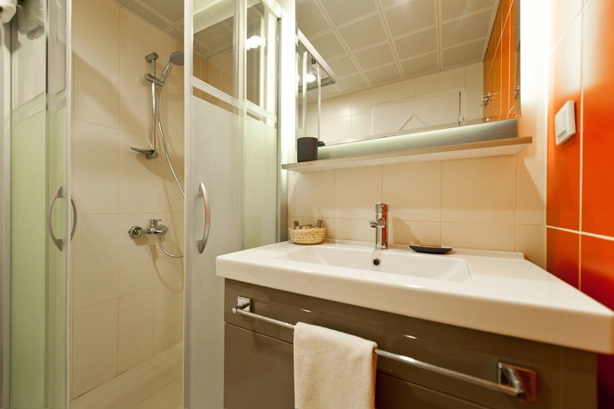 Imagen de la habitación del Hotel Arinnanda Otel. Foto 10