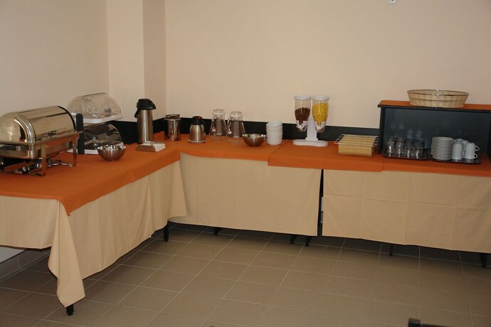 Imagen del bar/restaurante del Hotel Arion, Constanta. Foto 16