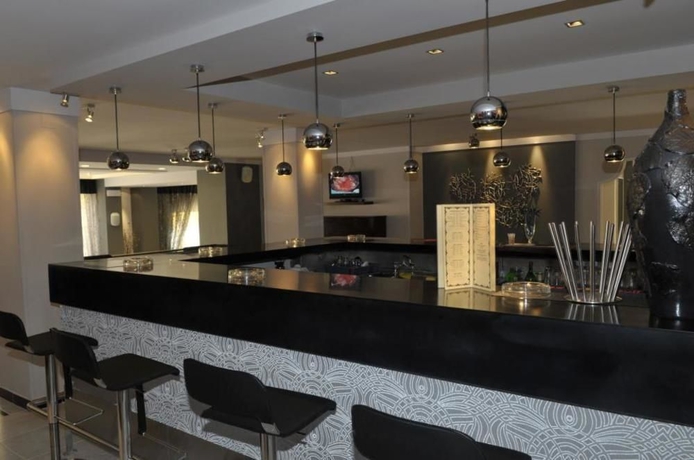 Imagen de los exteriores del Hotel Arion Corfu. Foto 11