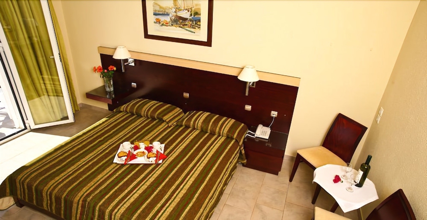 Imagen de la habitación del Hotel Arion, Kokkari. Foto 2