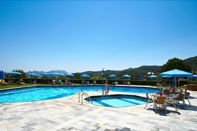 Imagen de la piscina del Hotel Arion, Kokkari. Foto 18