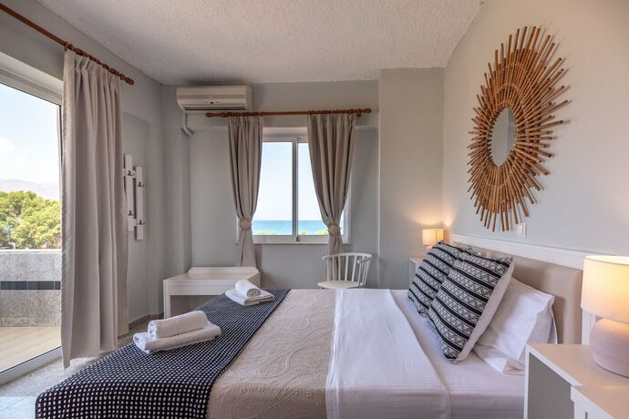 Imagen de la habitación del Hotel Arion, Platanias. Foto 19