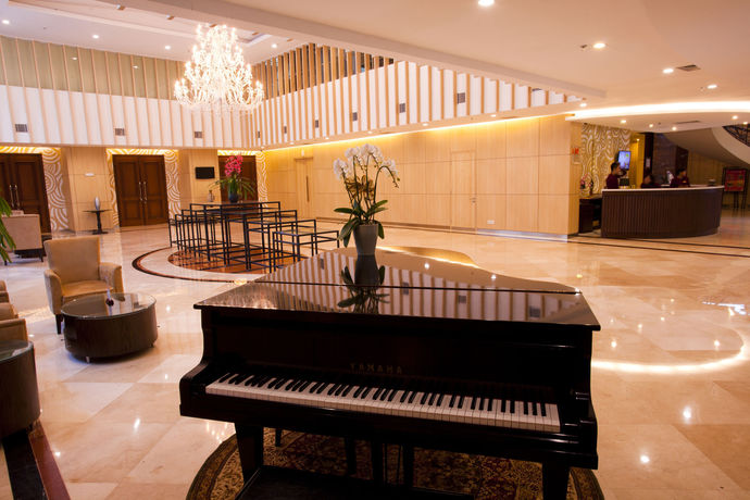 Imagen de los interiores del Hotel Arion Suite Kemang. Foto 5