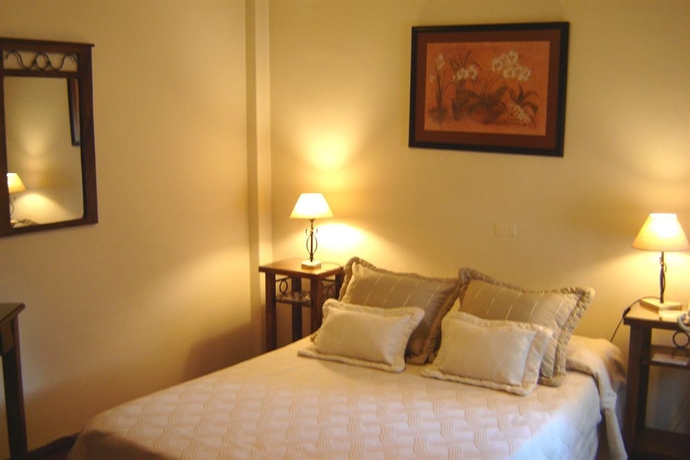 Imagen de la habitación del Hotel Ariosto. Foto 6