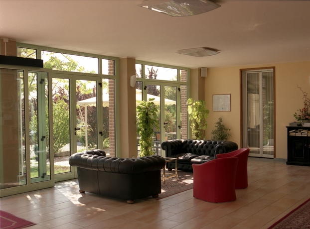 Imagen de los interiores del Hotel Ariotto Village. Foto 13