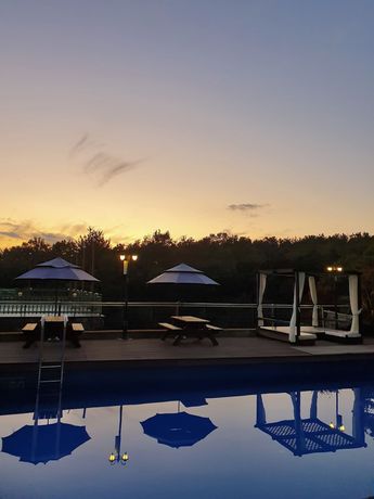 Imagen de la piscina del Hotel Arirang Hill Hotel and Resort. Foto 16