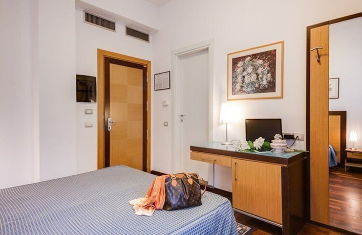 Imagen de la habitación del Hotel Aris, Bellaria-Igea Marina. Foto 13