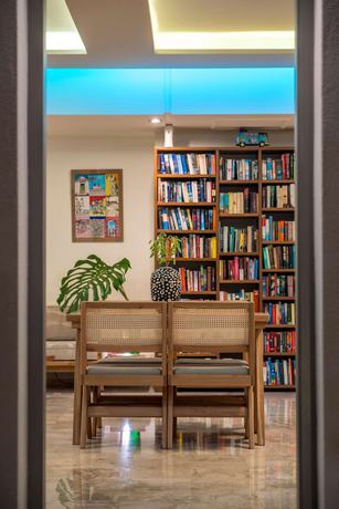 Imagen de los interiores del Hotel Aris. Foto 16