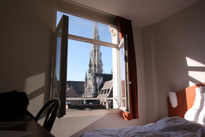 Imagen de la habitación del Hotel Aris Grand-place. Foto 9
