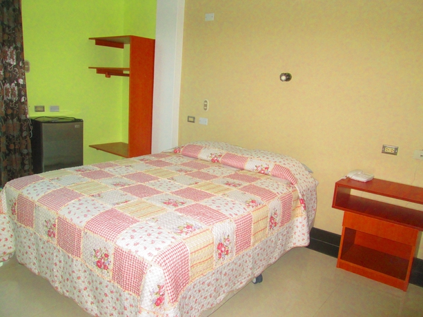 Imagen de la habitación del Hotel Ari's Iii. Foto 8