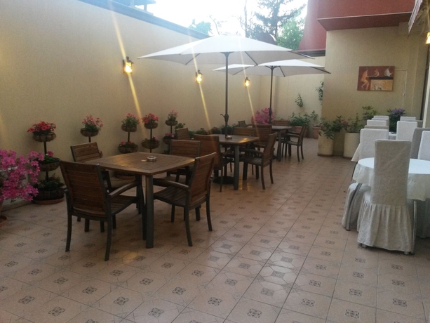 Imagen del bar/restaurante del Hotel Aris Sofia. Foto 4