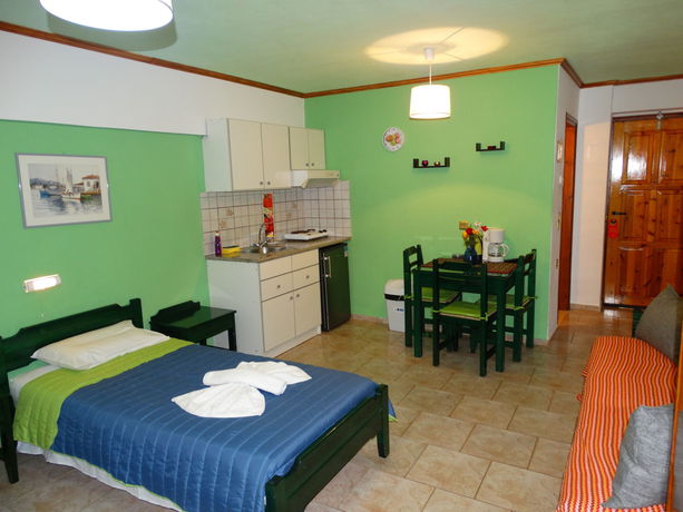 Imagen de los interiores del Hotel Aris Studios. Foto 15