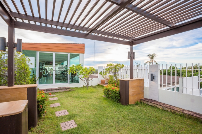 Imagen de los exteriores del Hotel Arisara Place. Foto 10