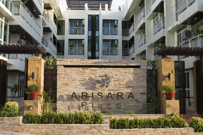 Imagen de los exteriores del Hotel Arisara Place. Foto 11