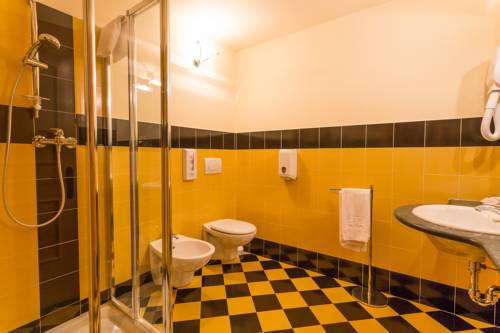 Imagen de la habitación del Hotel Arisch. Foto 9