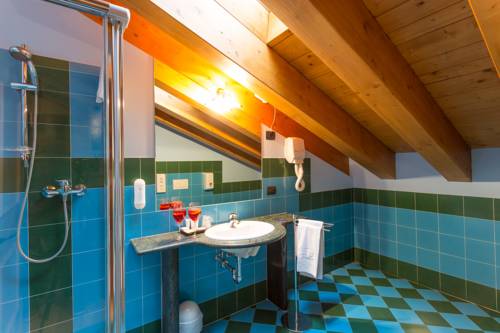 Imagen de la habitación del Hotel Arisch. Foto 14