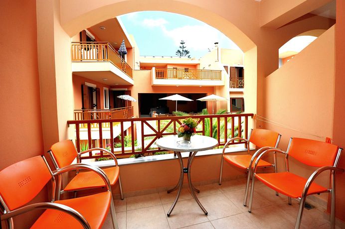 Imagen de la habitación del Hotel Aristea Rethymnon. Foto 2