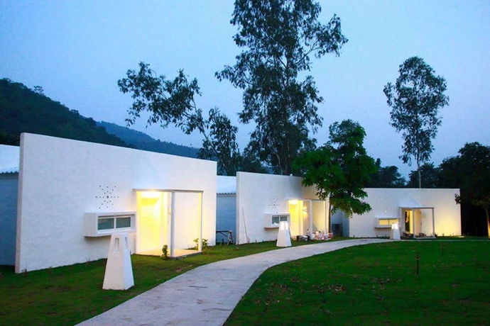 Imagen de los exteriores del Hotel Aristo Chic Resort And Farm. Foto 6