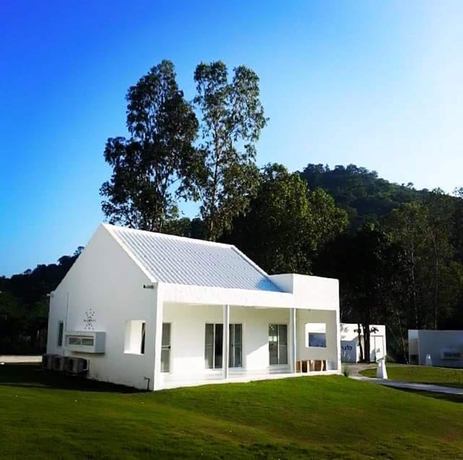 Imagen de los exteriores del Hotel Aristo Chic Resort And Farm. Foto 7