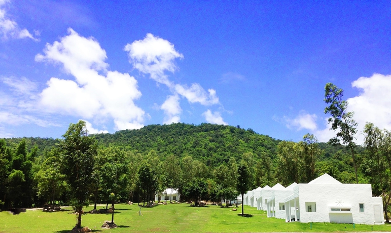 Imagen de los exteriores del Hotel Aristo Chic Resort And Farm. Foto 13