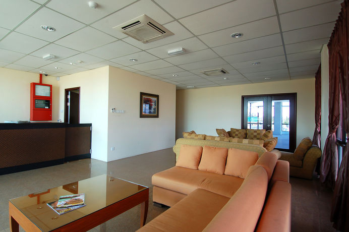Imagen de los interiores del Hotel Aristo, Kota Kinabalu. Foto 10