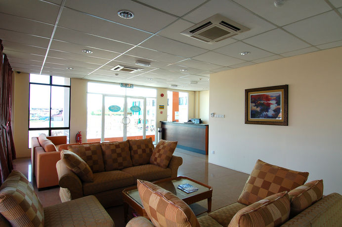 Imagen de los interiores del Hotel Aristo, Kota Kinabalu. Foto 11