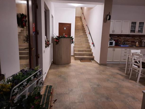 Imagen de los interiores del Hotel AristoCat Hotels Rasnov. Foto 6
