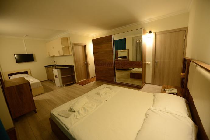 Imagen de la habitación del Hotel Aristocrat Batumi. Foto 8