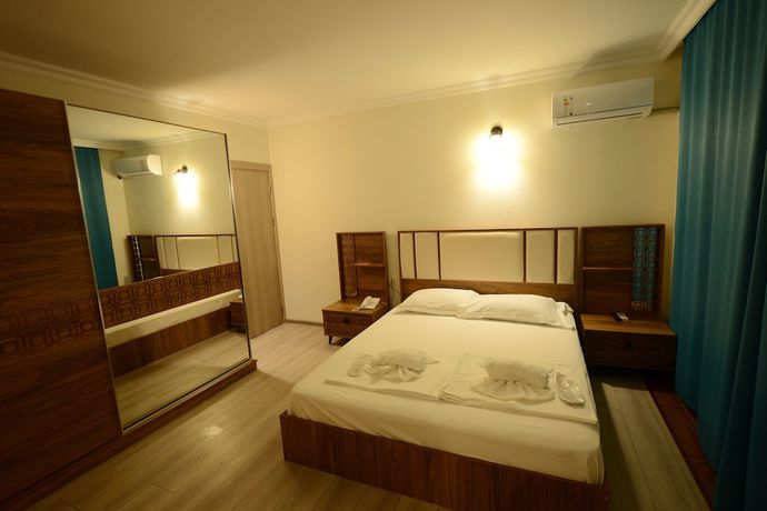 Imagen de la habitación del Hotel Aristocrat Batumi. Foto 17