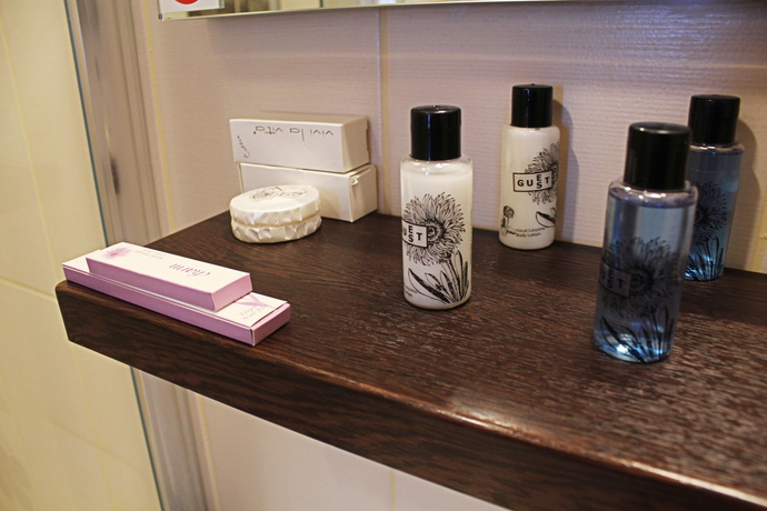 Imagen de la habitación del Hotel Aristocrat. Foto 13