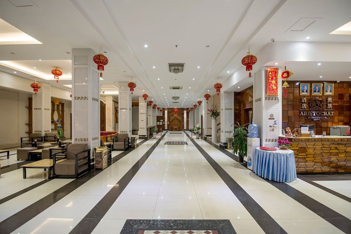 Imagen de los interiores del Hotel Aristocrat Residence And. Foto 20