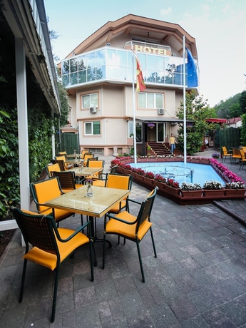 Imagen general del Hotel Aristocrat and Fish Restaurant. Foto 7