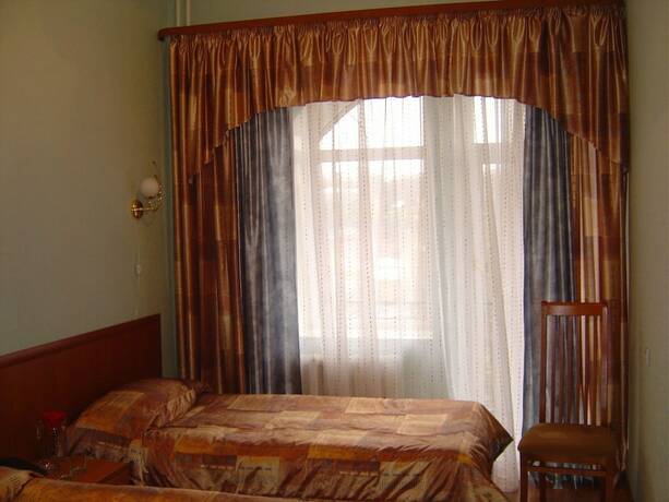 Imagen de la habitación del Hotel Aristokrat. Foto 16