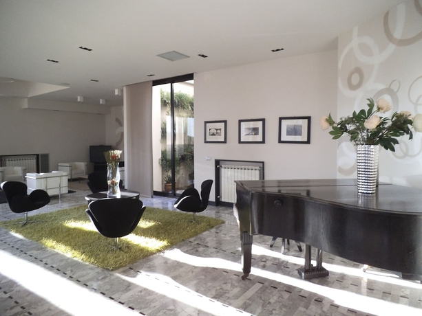 Imagen de los interiores del Hotel Ariston, Cantalupo. Foto 19