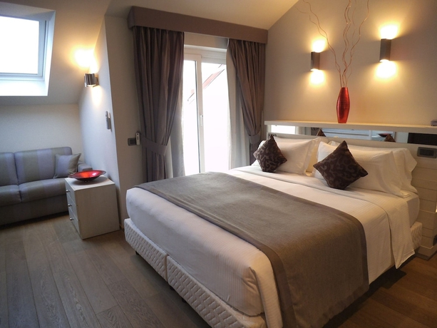 Imagen de la habitación del Hotel Ariston, Cantalupo. Foto 15