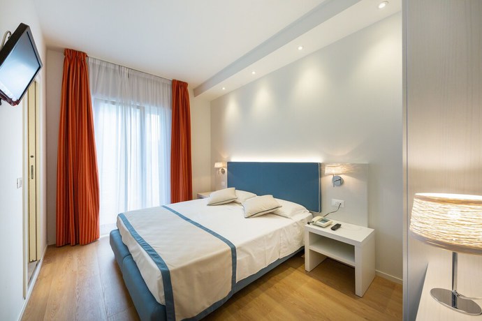 Imagen de la habitación del Hotel Ariston, Caorle. Foto 15