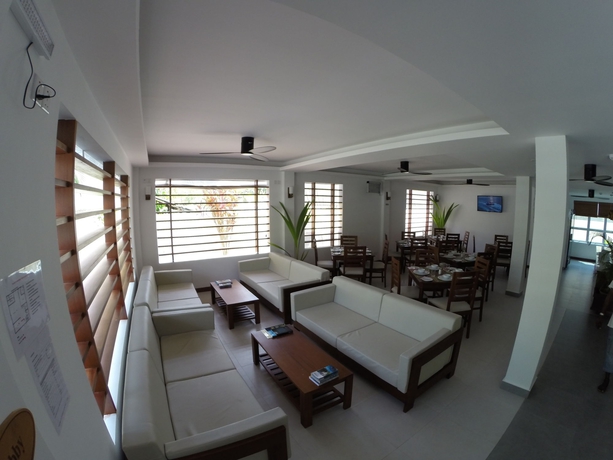 Imagen de los interiores del Hotel Ariston Dhangethi Inn. Foto 11