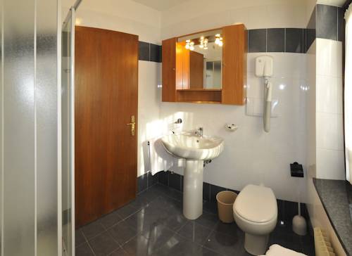 Imagen de la habitación del Hotel Ariston, Dimaro. Foto 13