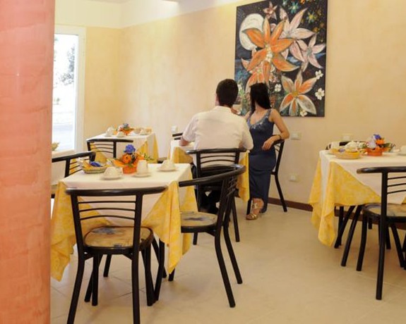 Imagen del bar/restaurante del Hotel Ariston Imperial. Foto 3