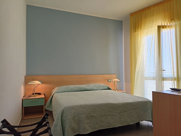 Imagen de la habitación del Hotel Ariston Imperial. Foto 5