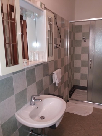Imagen de la habitación del Hotel Ariston Imperial. Foto 17