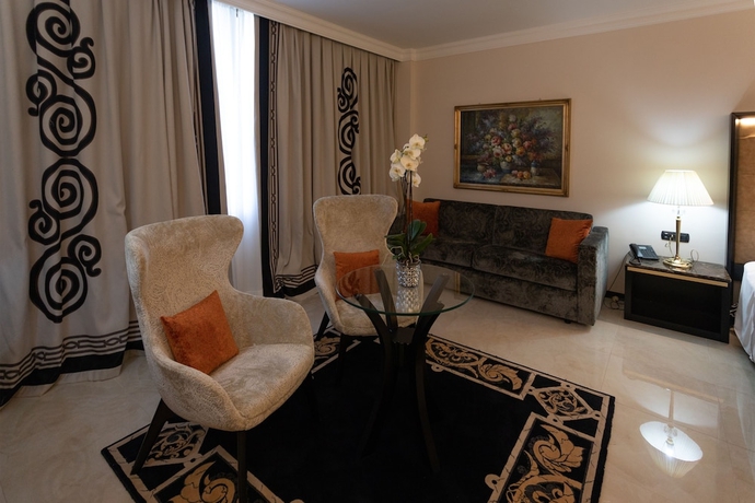 Imagen de la habitación del Hotel Ariston, Laura. Foto 18