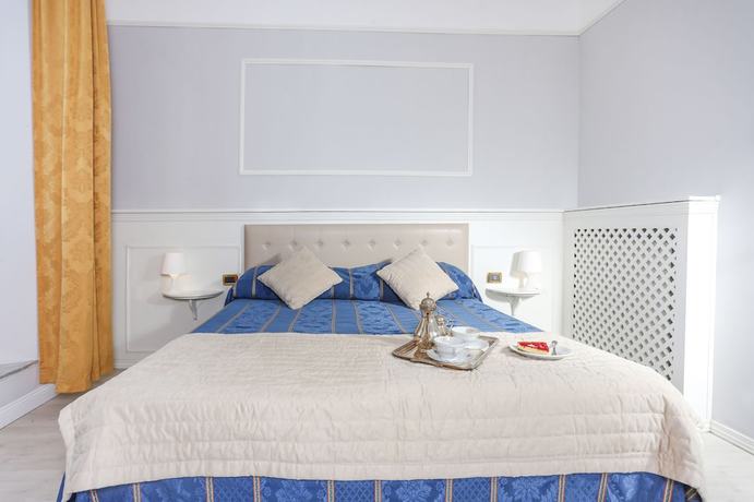 Imagen de la habitación del Hotel Ariston, Livorno. Foto 3