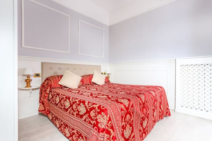 Imagen de la habitación del Hotel Ariston, Livorno. Foto 8