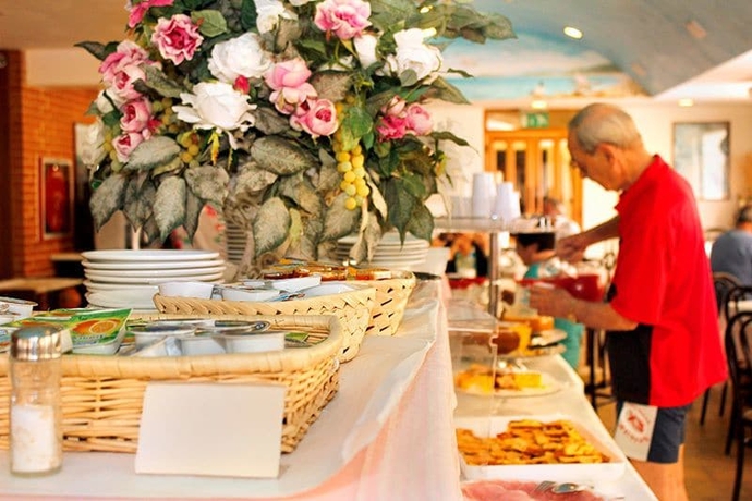 Imagen del bar/restaurante del Hotel Ariston, Marina di Grosseto. Foto 5