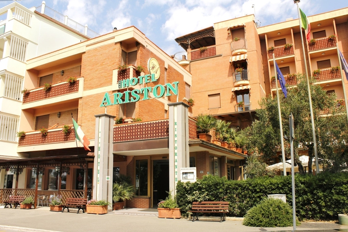 Imagen general del Hotel Ariston, Marina di Grosseto. Foto 1